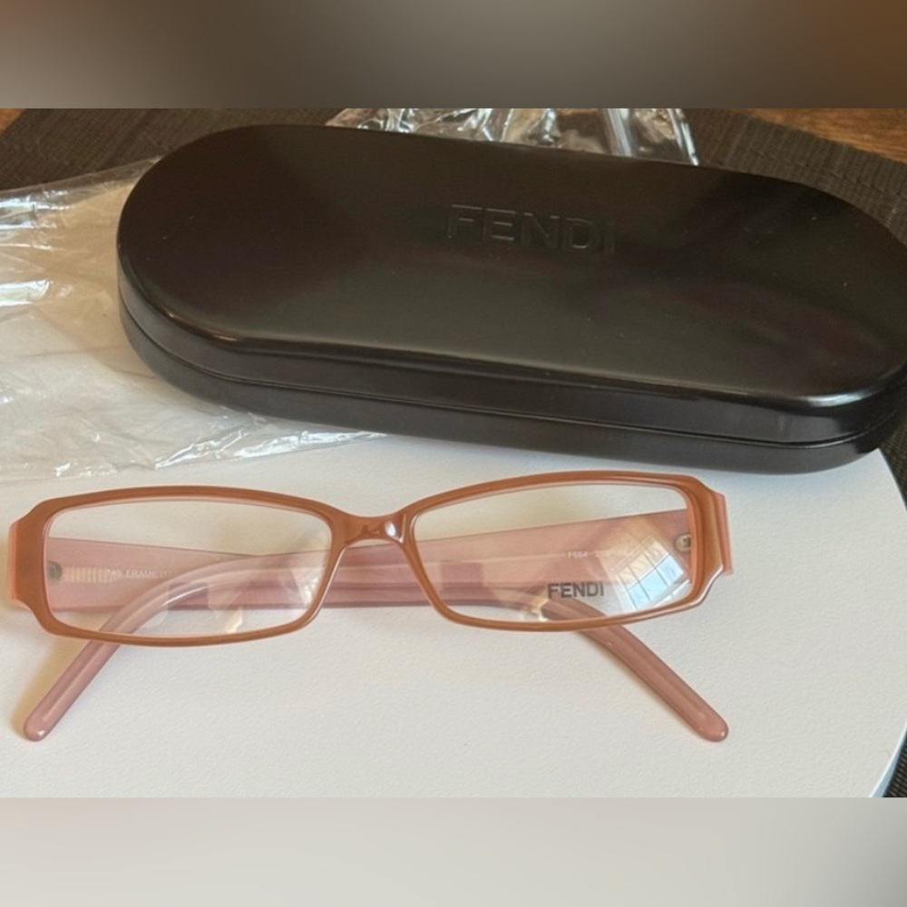 FENDI glasses